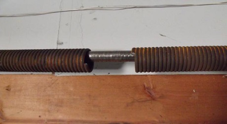 Read more about the article <span itemprop='itemListElemen' itemscope itemtype='http://schema.org/OfferCatalog'><strong itemprop='name'>Garage Door Spring Repair Valencia Ca</strong></span>